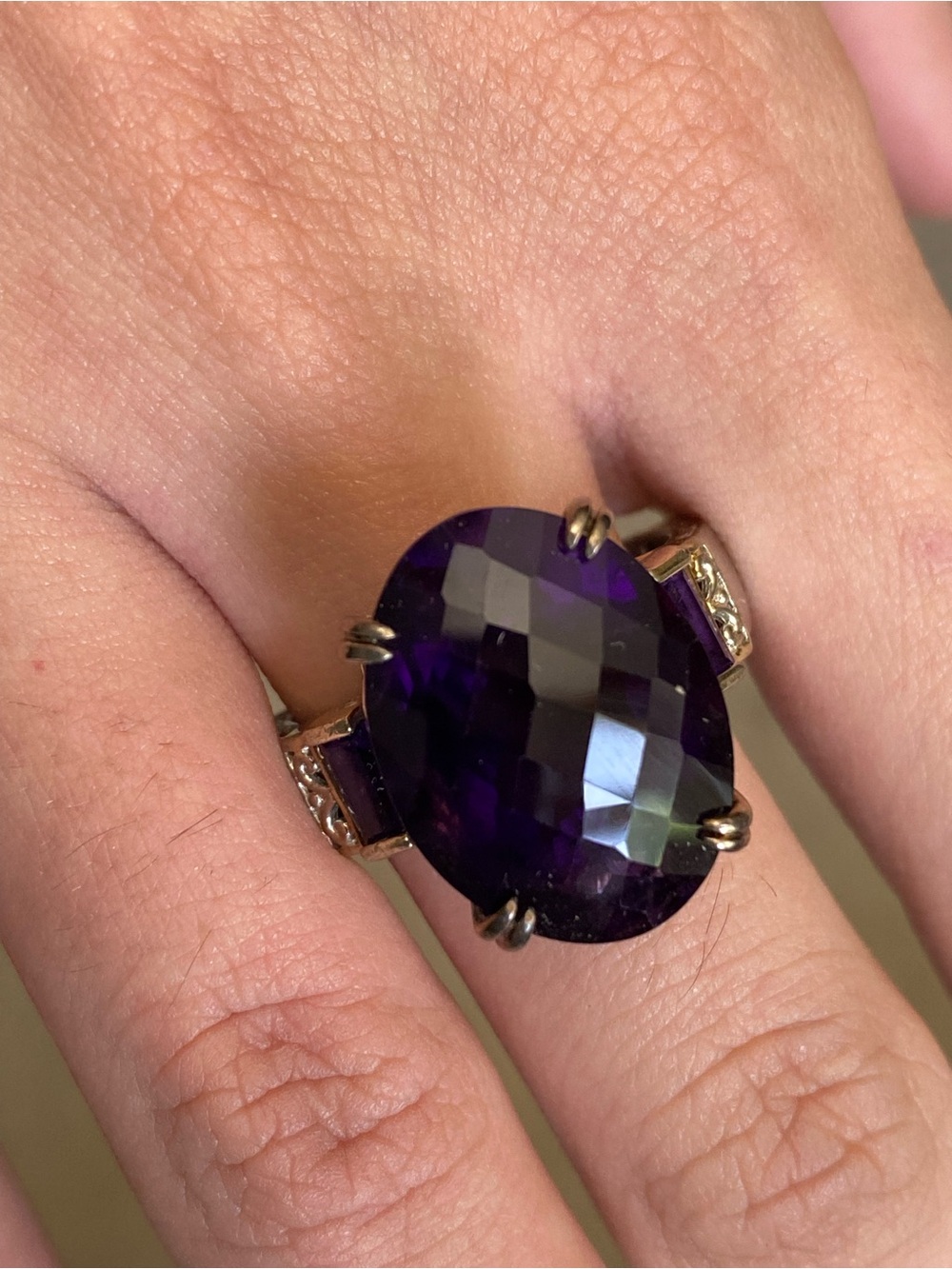 Michael Valitutti From the Gems en Vogue II Oval Amethyst Ring 925 sterling